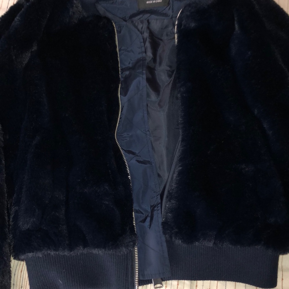 Jacket - Picture 5 of 5